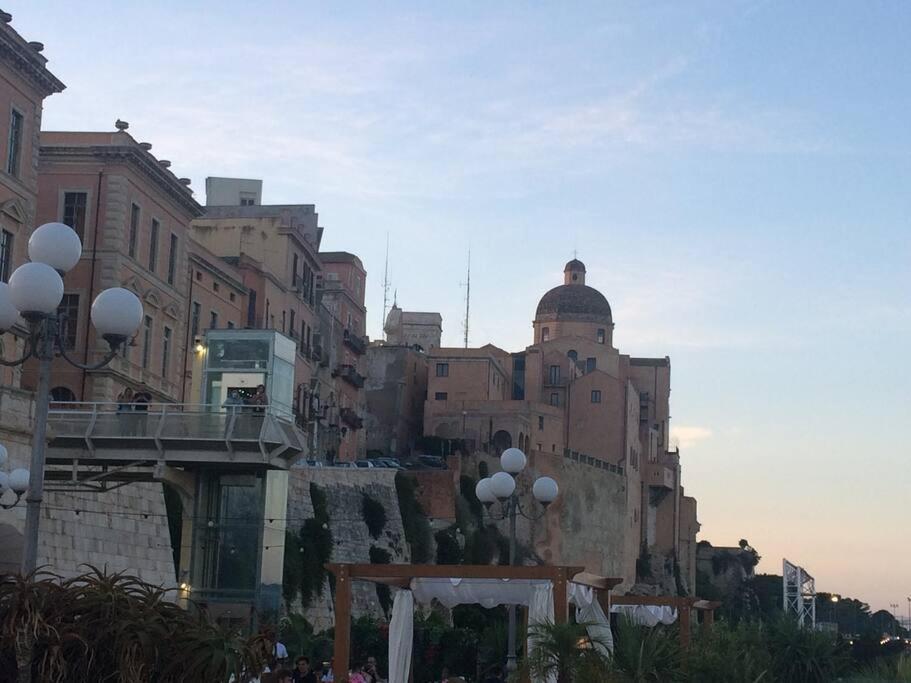Casa Sorrisiesogni Apartment Cagliari Luaran gambar